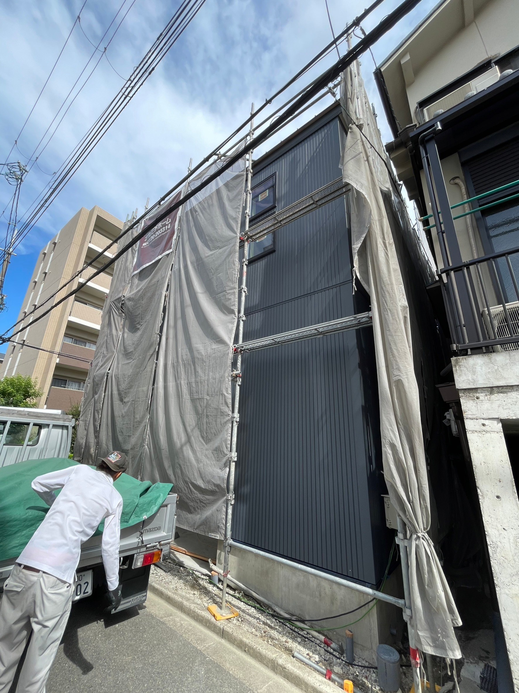 大阪市城東区S邸   外壁の色はチャコールグレー！ 写真